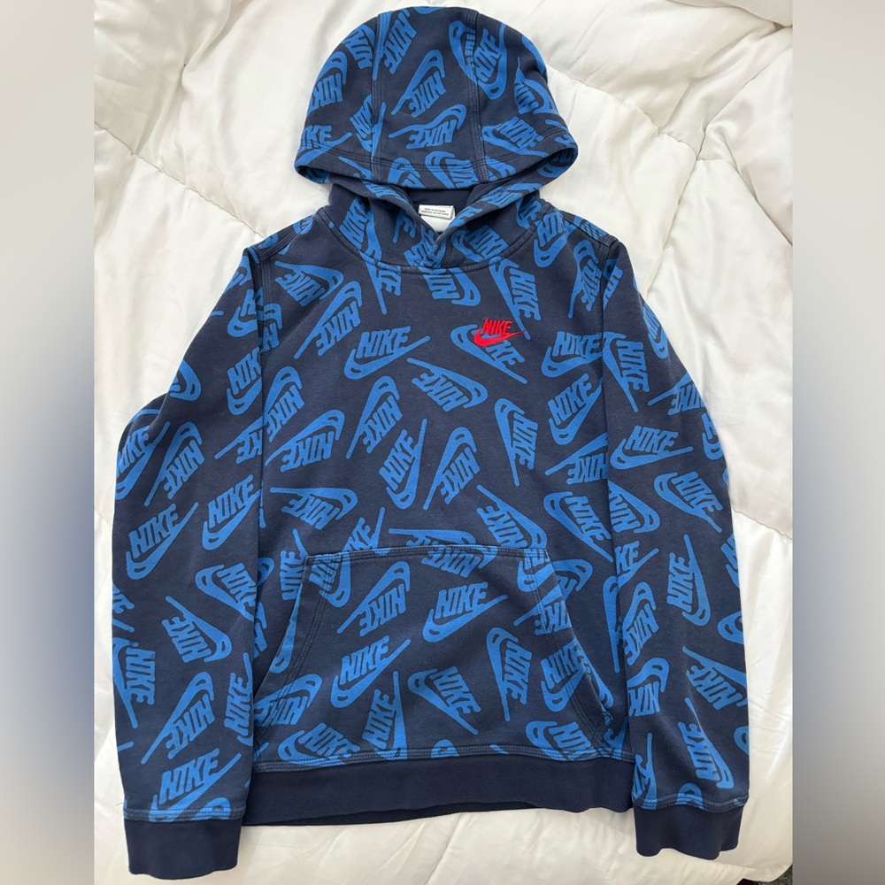 Nike Navy and Red Graphic Hoodie